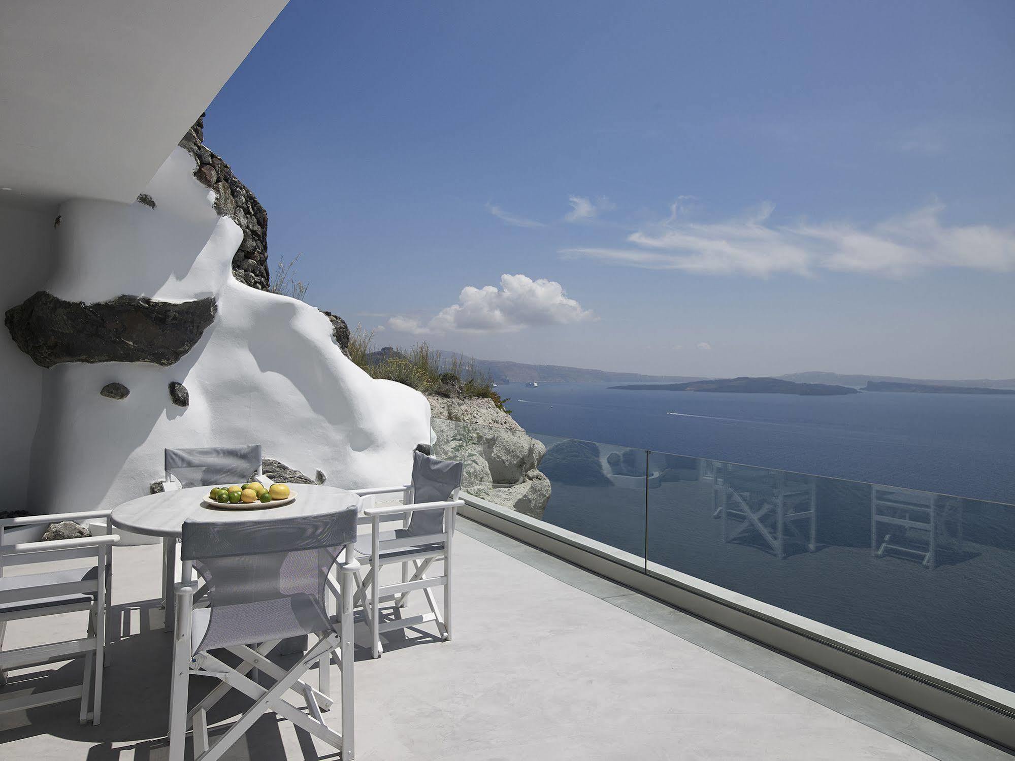 Mythique Villas & Suites Oía Exteriör bild